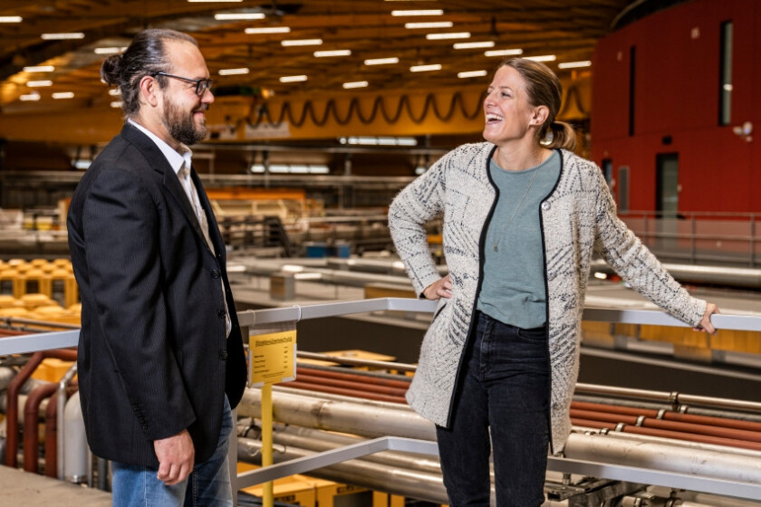 Prof. Dr. Marianne Liebi und Dr. Manuel Guizar-Sicairos, beide vom Paul-Scherrer-Institut (PSI)